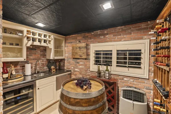 $4,448,000 | 6525 Crystalaire Drive, San Diego, CA 92120