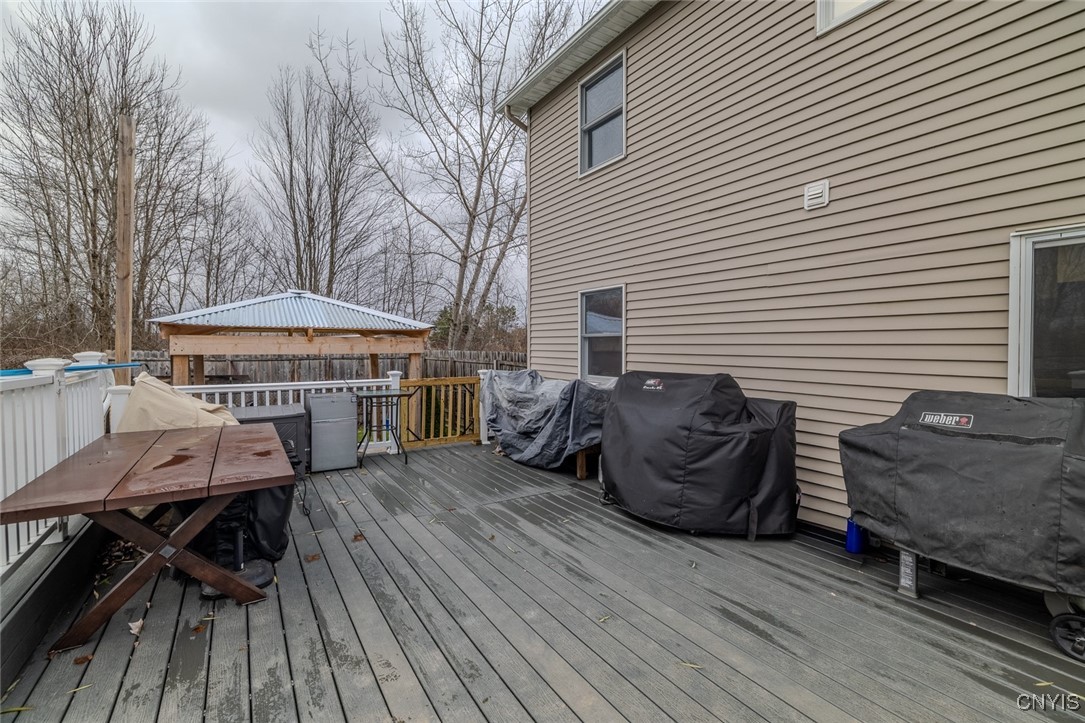 9495 Bear Springs Road Cicero, NY 13029 - Photo 26 of 29