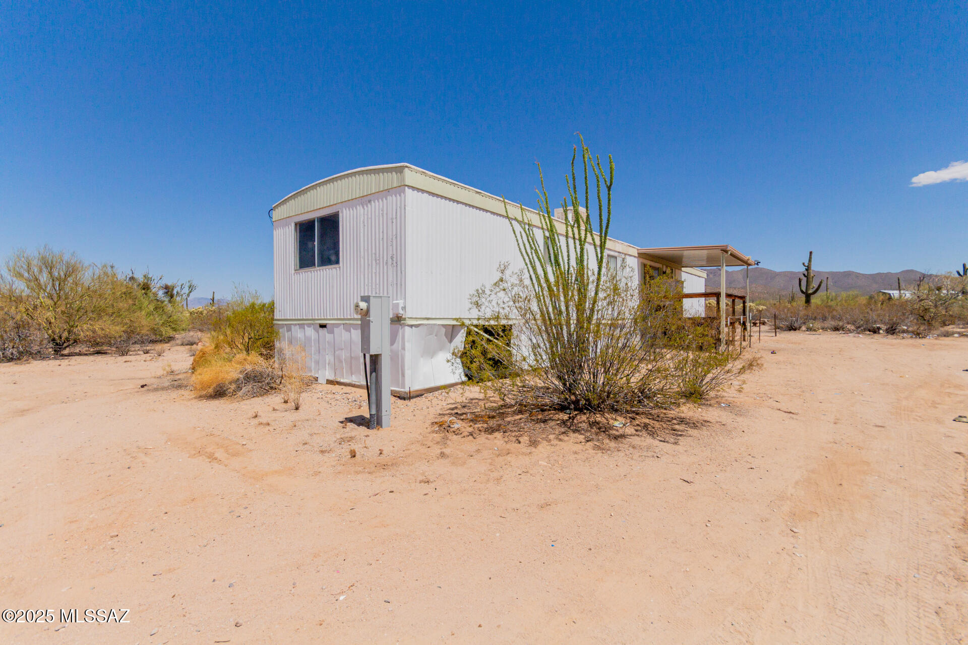 10820 West Rudasill Road Tucson, AZ 85743 - Photo 2 of 7