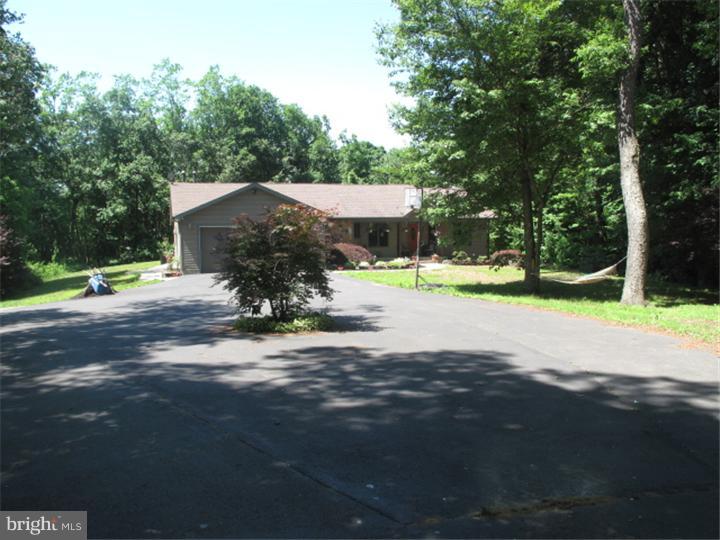 99 Highland Road Wrightstown, NJ 08562 - Photo 14 of 19 Exterior