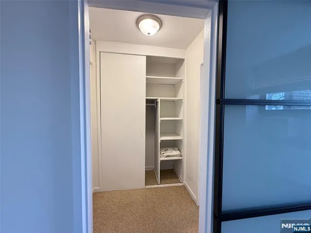 $1,575 | 3091 Edwin Avenue, Unit 3D, Fort Lee, NJ 07024