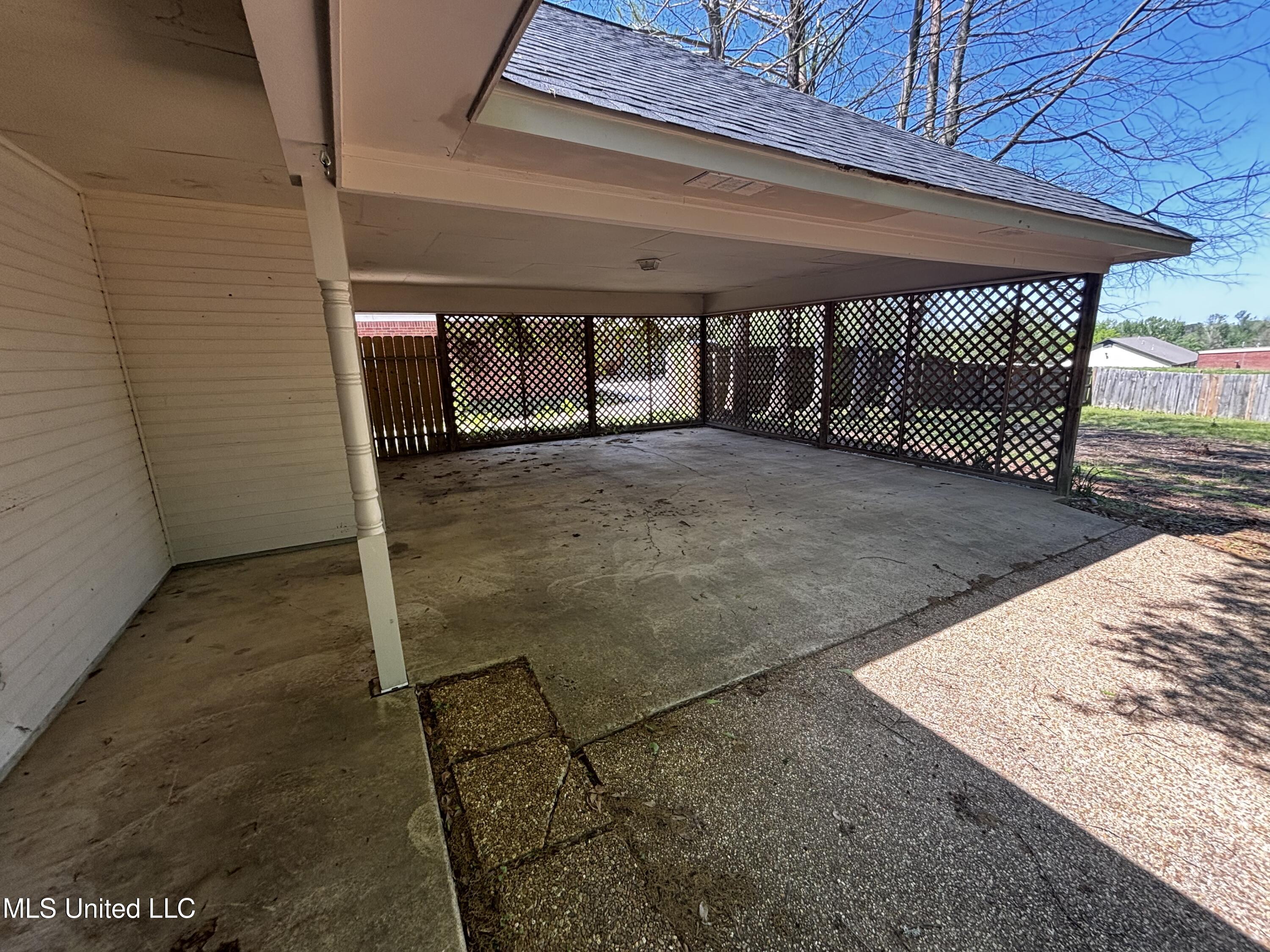 196 Cobblestone Drive Madison, MS 39110 - Photo 11 of 12 Photo Apr 08 2025, 2 26 14 PM