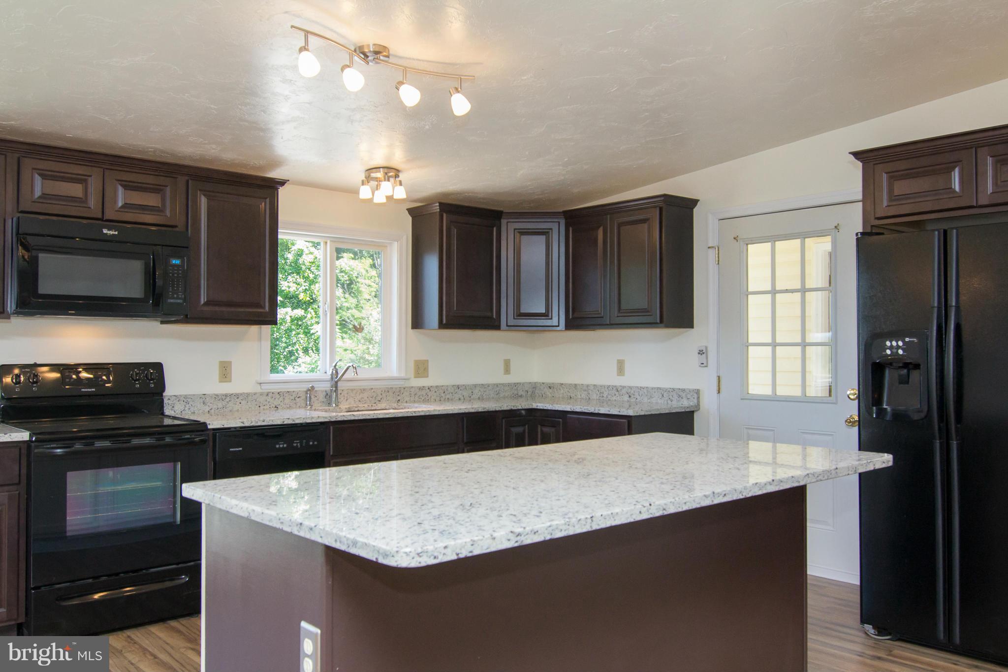90 Pinetown Road Hanover, PA 17331 - Photo 8 of 25 Kitchen