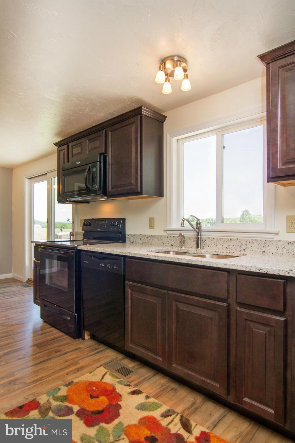90 Pinetown Road Hanover, PA 17331 - Photo 9 of 25 Kitchen