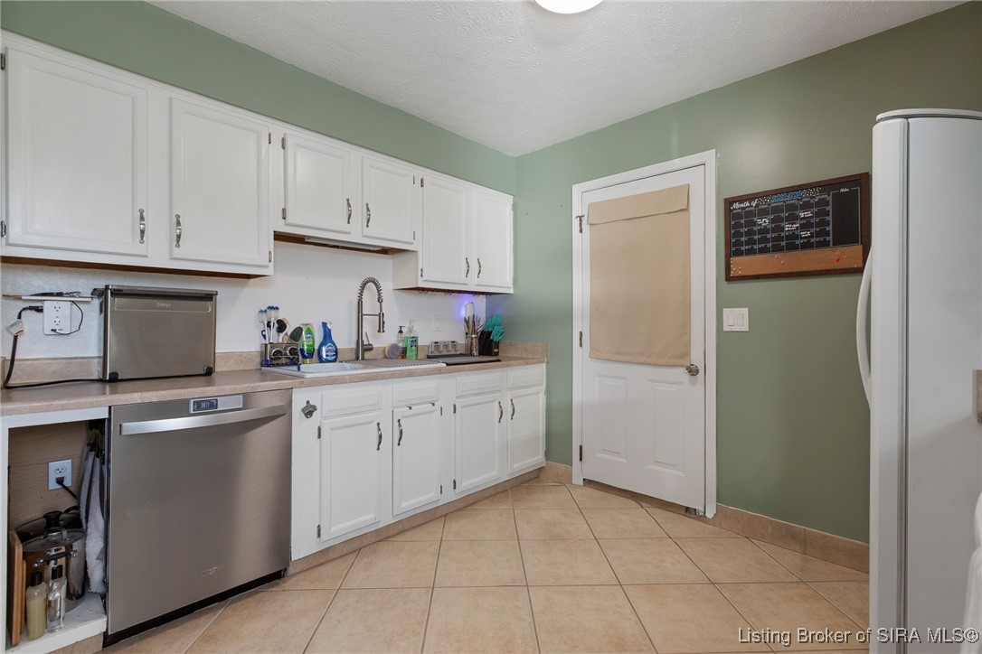 100 Hodge Street Charlestown, IN 47111 - Photo 13 of 29