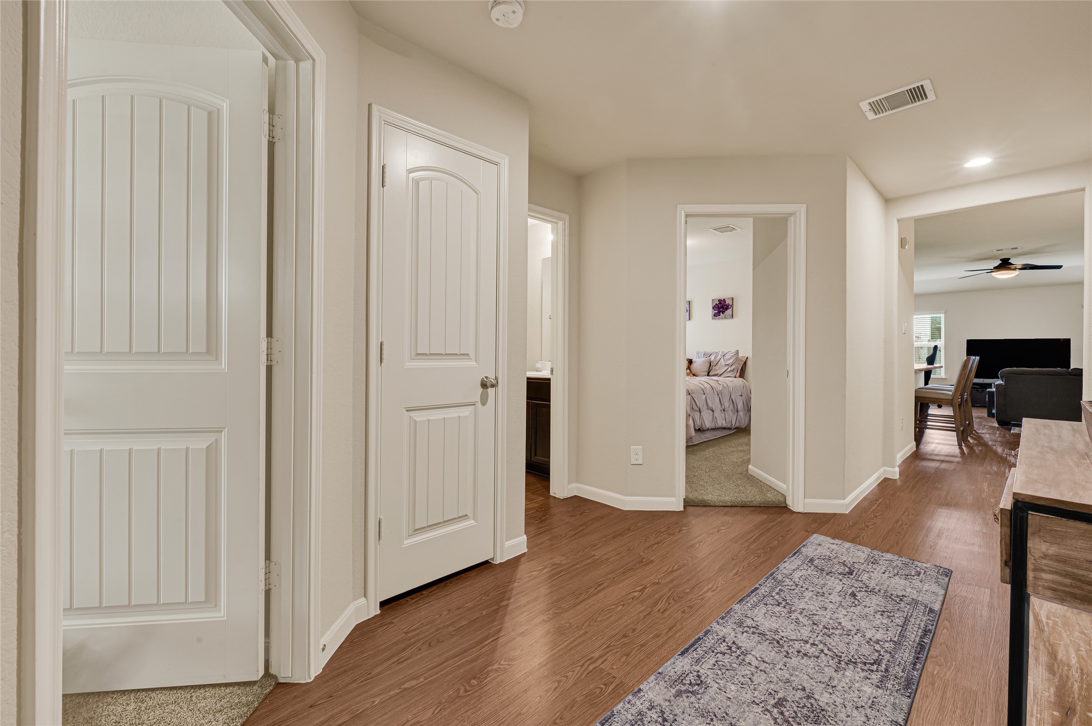5 Rodeo Bend Drive Manvel, TX 77578 - Photo 3 of 27
