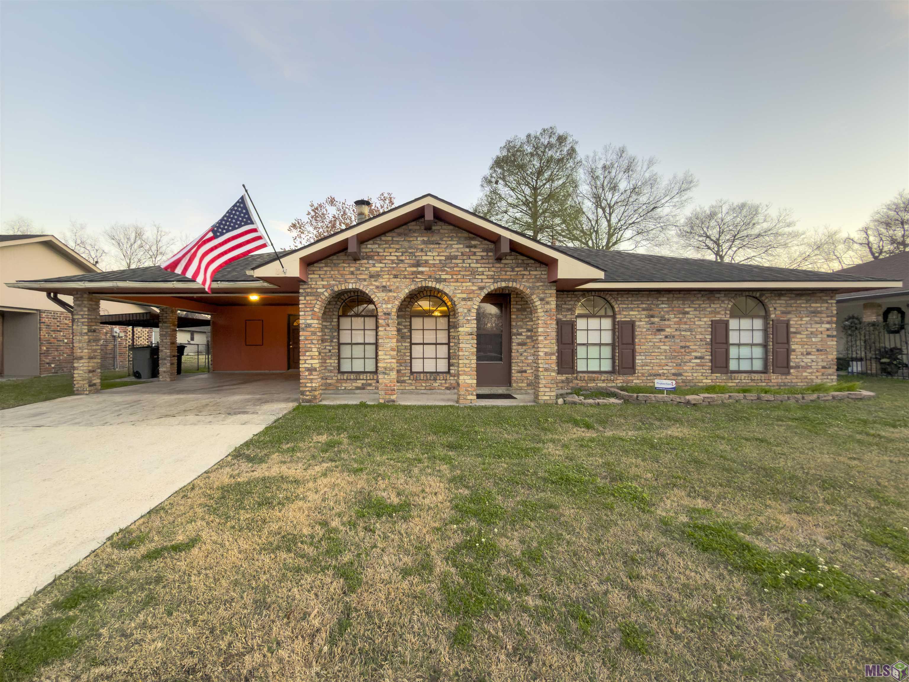 16124 Batavia Avenue Baton Rouge, LA 70817 - Photo 1 of 19