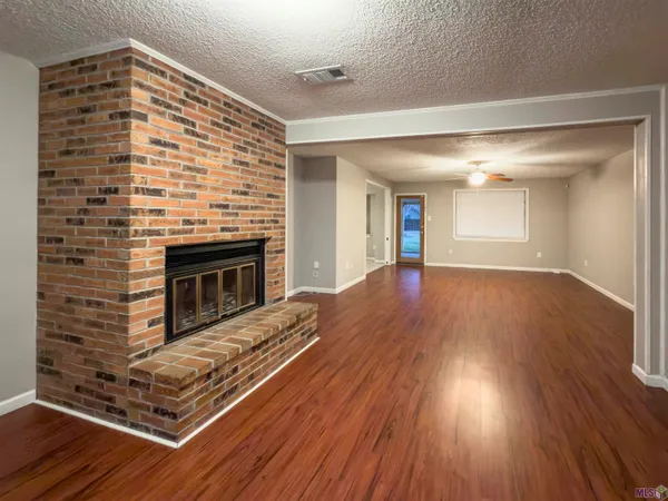 $1,700 | 16124 Batavia Avenue, Baton Rouge, LA 70817