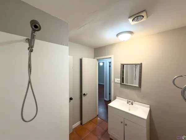 $1,700 | 16124 Batavia Avenue, Baton Rouge, LA 70817