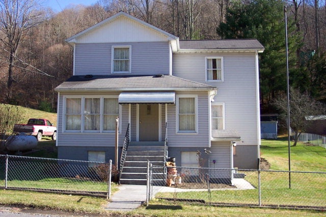 742 County Rt 14 Northfork, WV 24868 - Photo 1 of 1 Gallery Image 1