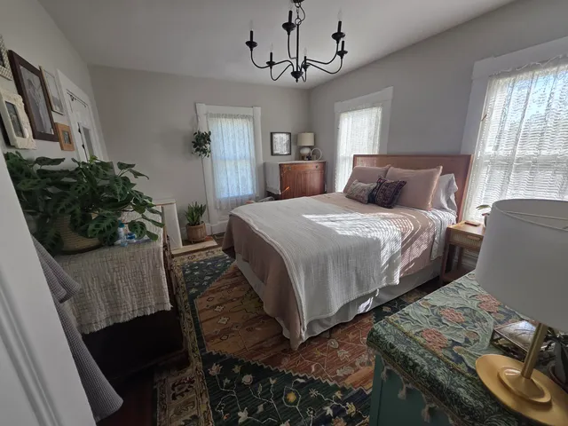 $450,000 | 12 Gay Street, Rockland, ME 04841