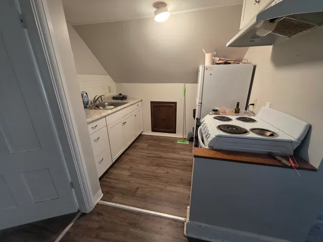 $450,000 | 12 Gay Street, Rockland, ME 04841