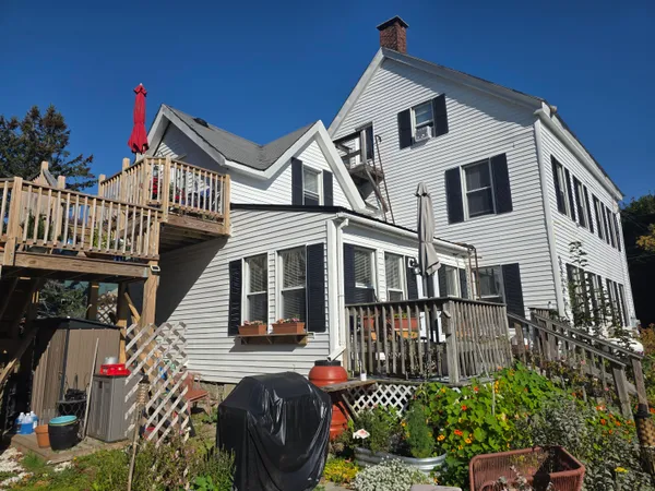 $450,000 | 12 Gay Street, Rockland, ME 04841