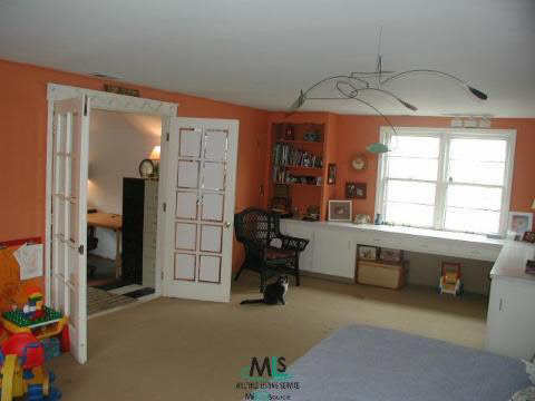 1434 Nottingham Road Grosse Pointe, MI 48230 - Photo 6 of 9 693010-5.JPG