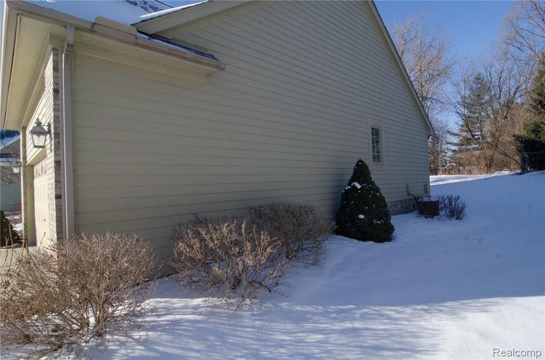 3190 Topview Court Rochester, MI 48309 - Photo 24 of 28 GRU_4016.jpg