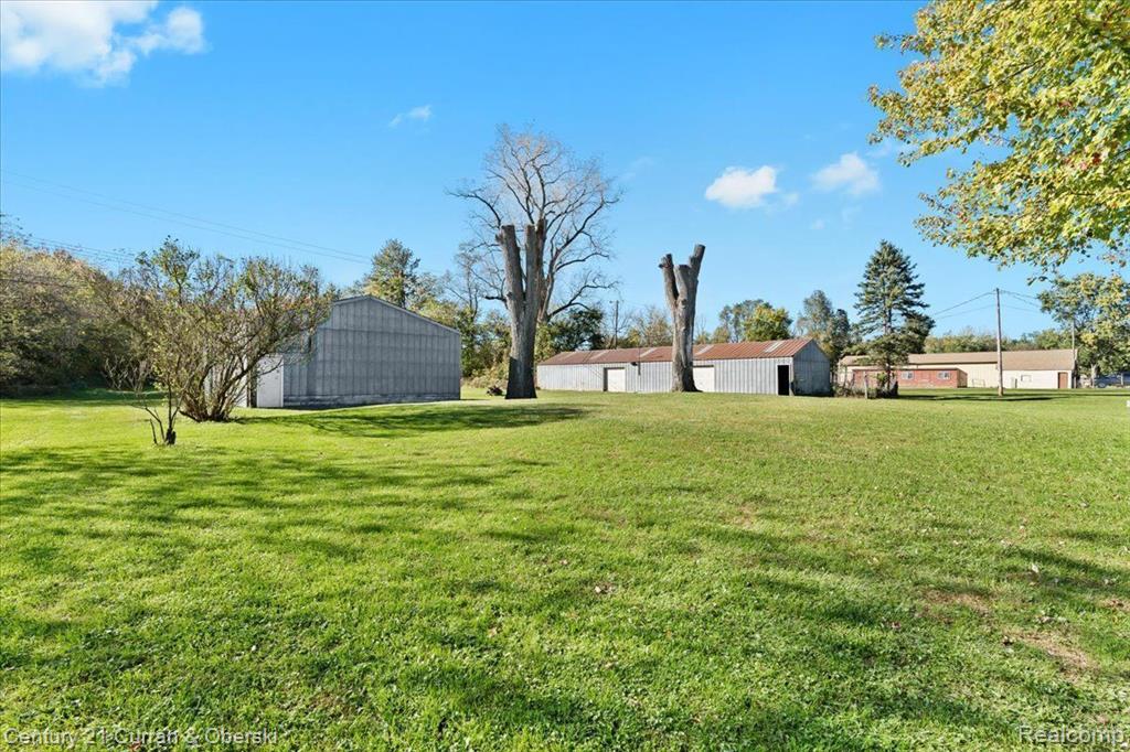 20350 Karr Road Belleville, MI 48111 - Photo 21 of 31 Gallery Image 21