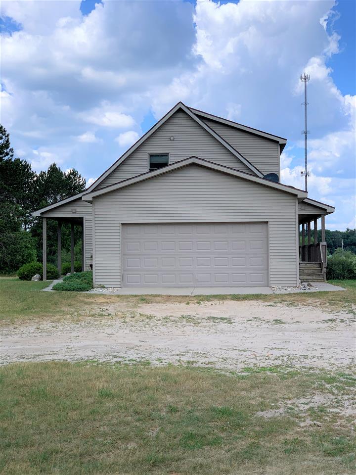 8041 South 37 Road Cadillac, MI 49601 - Photo 2 of 61 1877126-1.JPG