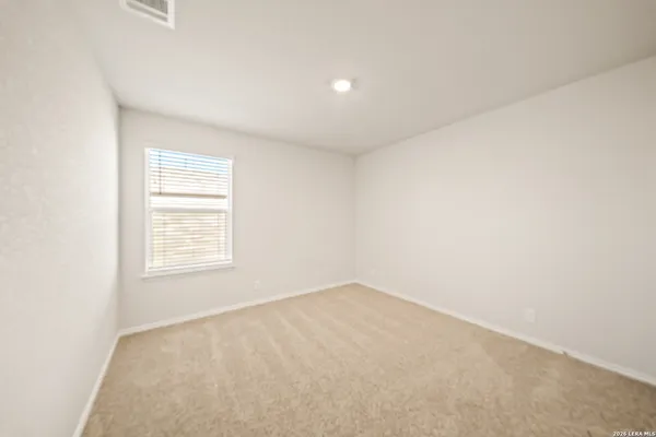 $2,000 | 5830 Cosmic Crisp, San Antonio, TX 78252