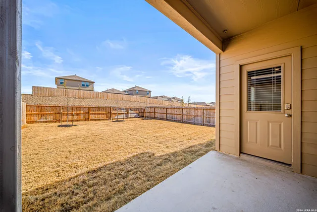 $2,150 | 5830 Cosmic Crisp, San Antonio, TX 78252