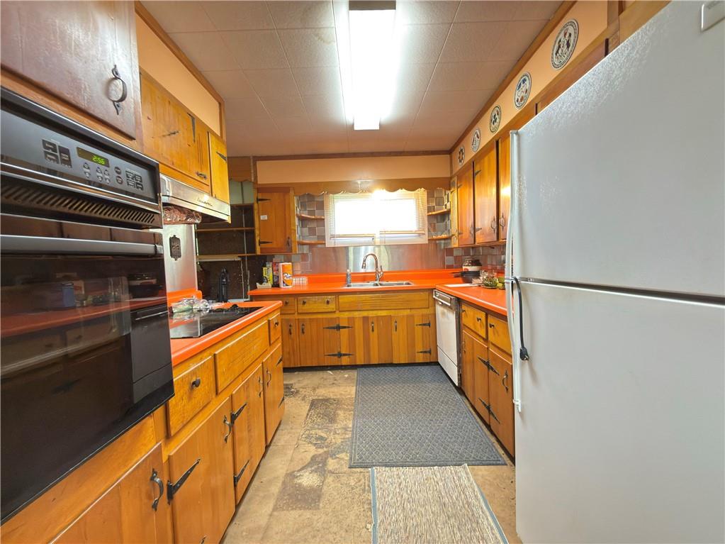 16 Gibson Road Greenville, PA 16125 - Photo 20 of 37