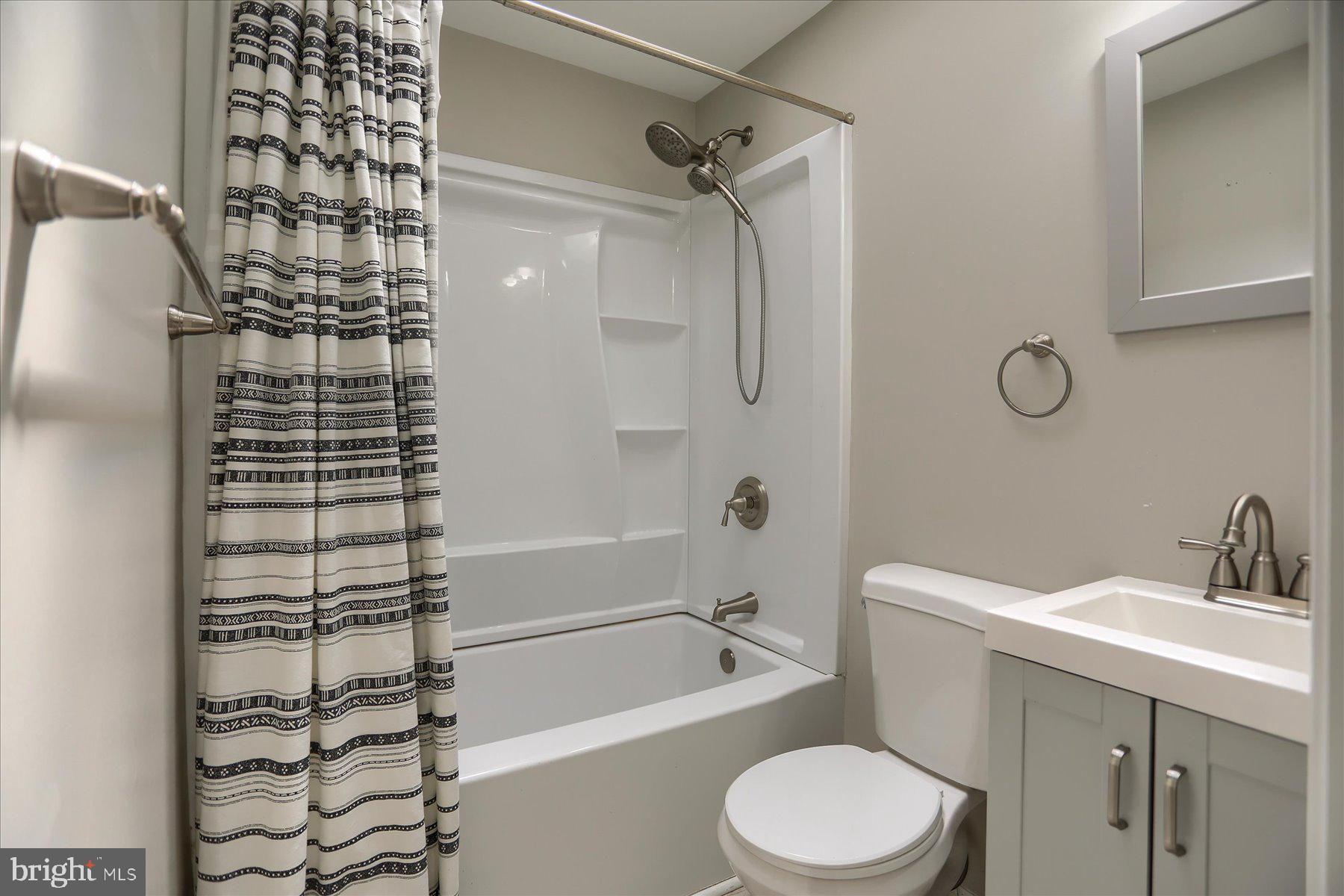 1207 Anglesea Street Baltimore, MD 21224 - Photo 11 of 28