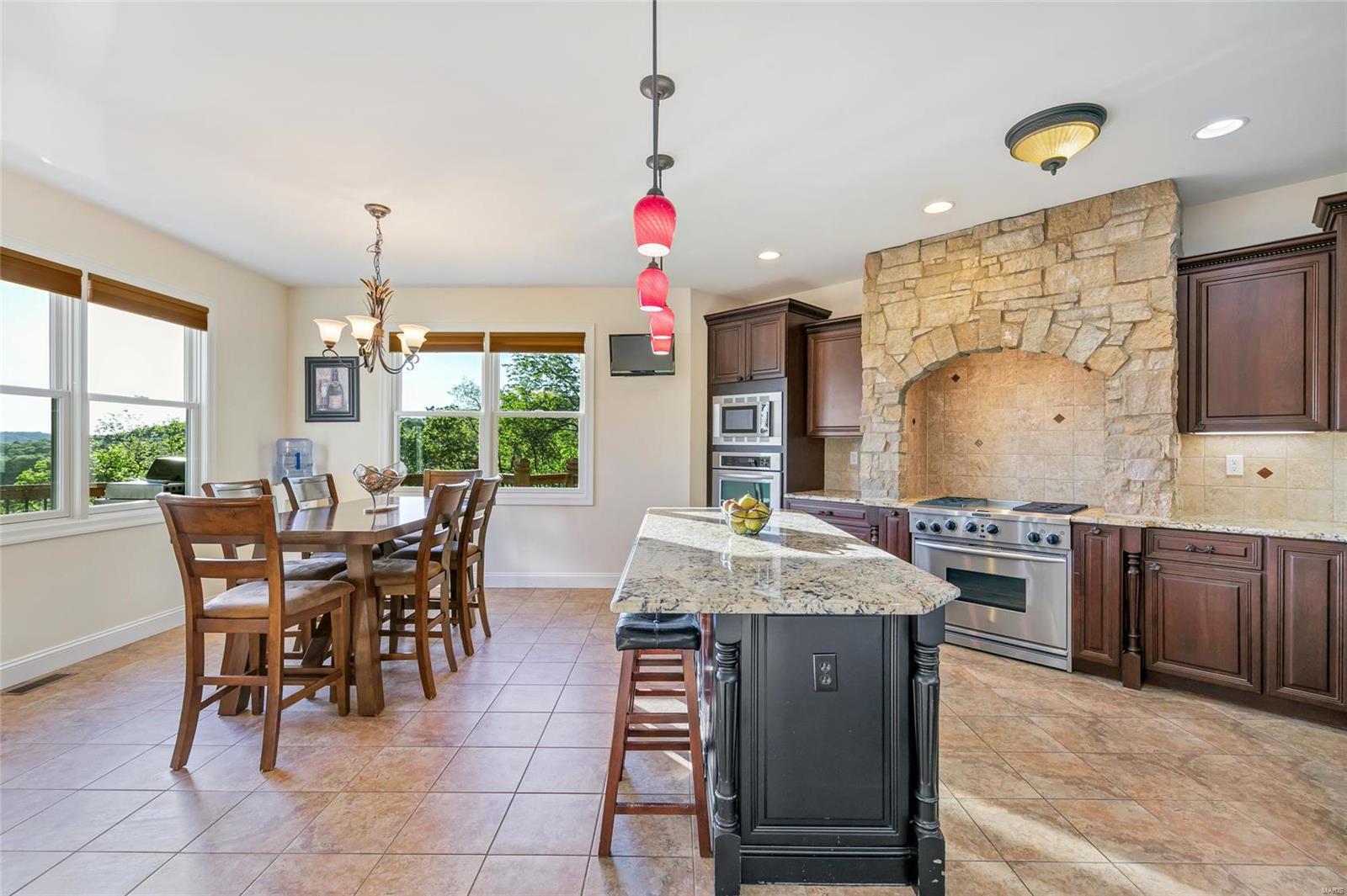 651 Stone Ridge Lane Augusta, MO 63332 - Photo 16 of 99