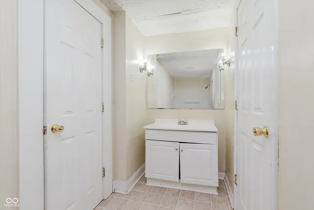 $197,500 | 415 West 39th Street, Indianapolis, IN 46208