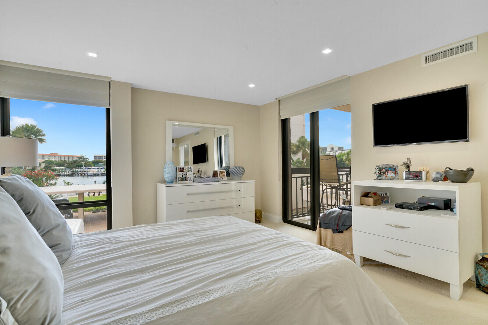 2697 North Ocean Boulevard, Unit F205 Boca Raton, FL 33431 - Photo 20 of 73 Primary Bedroom