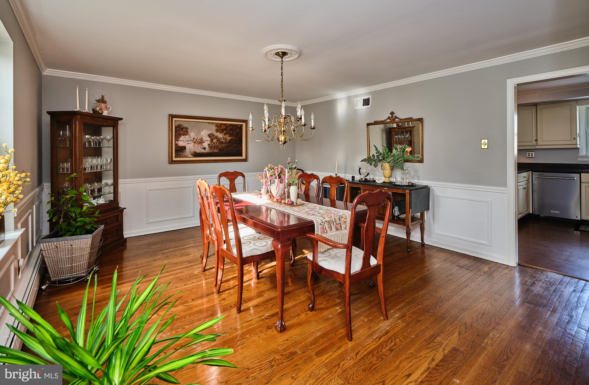 3889 Robin Road Furlong, PA 18925 - Photo 9 of 48