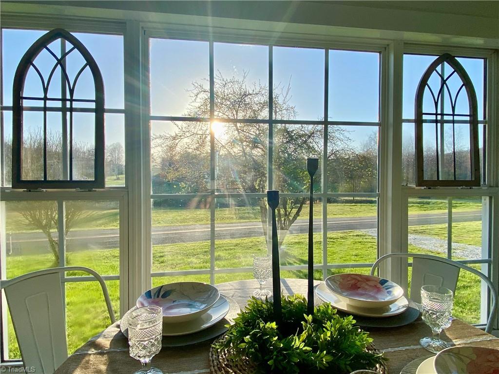 1656 Martin Road Mount Airy, NC 27030 - Photo 11 of 40 Gallery Image 11