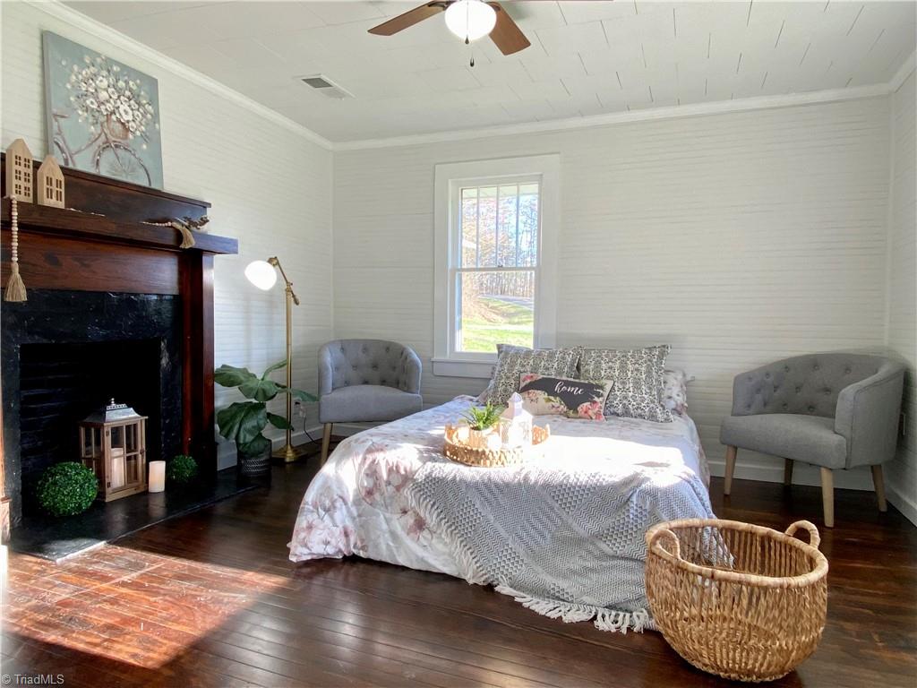 1656 Martin Road Mount Airy, NC 27030 - Photo 20 of 40 Bedroom 1