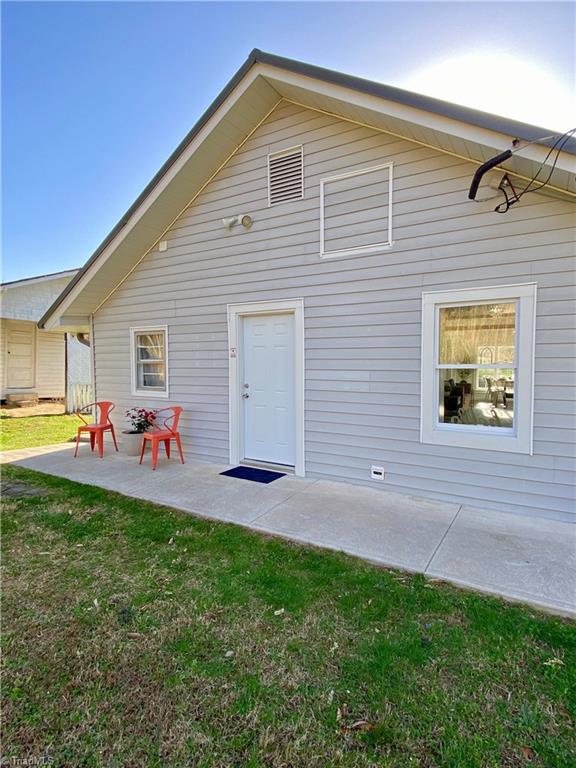 1656 Martin Road Mount Airy, NC 27030 - Photo 39 of 40 Gallery Image 39