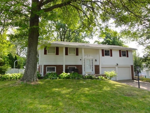 604 South Rambler Road Muncie, IN 47304 - Photo 1 of 30