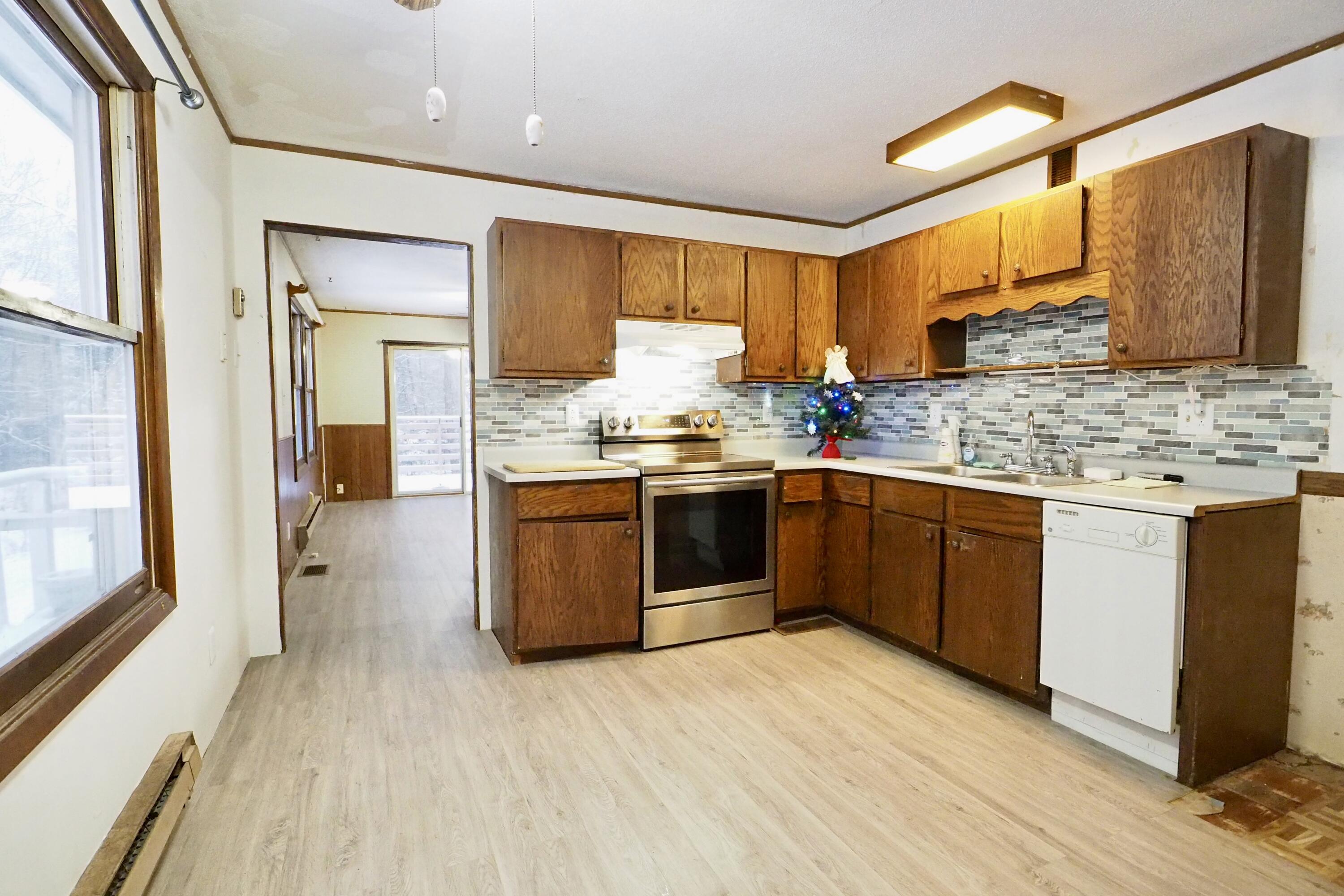 38 Del Chadbourne Road Bridgton, ME 04009 - Photo 2 of 27 P1010413
