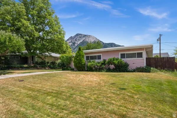 $630,000 | 3376 East Birch Circle, Salt Lake City, UT 84124