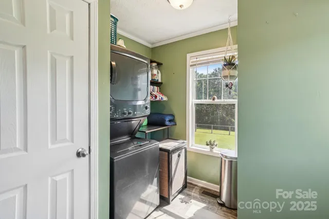 $445,000 | 213 Big Oak Road, Hendersonville, NC 28792