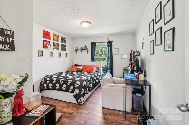 $445,000 | 213 Big Oak Road, Hendersonville, NC 28792