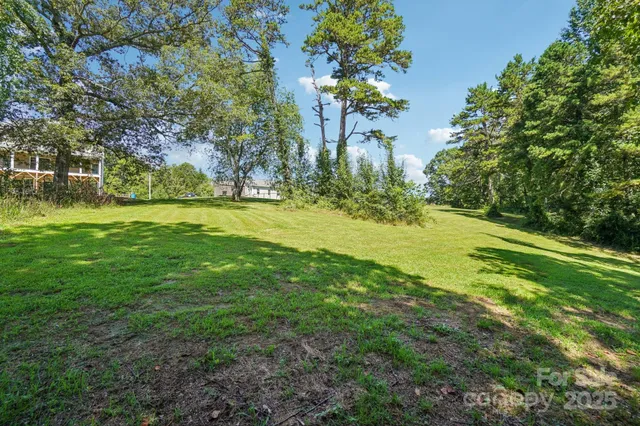$445,000 | 213 Big Oak Road, Hendersonville, NC 28792