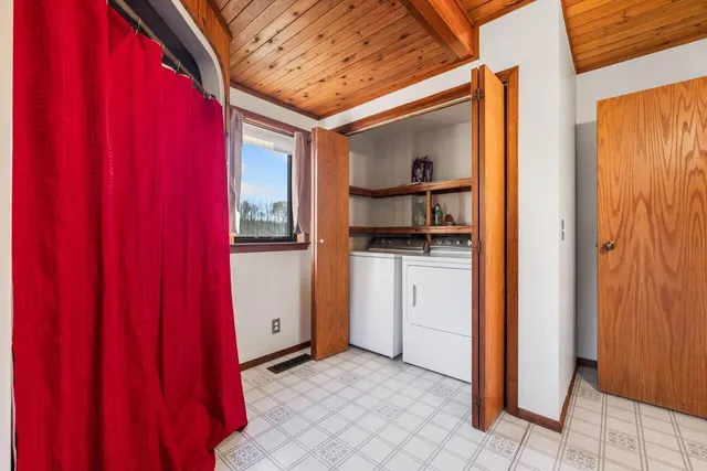 $580,000 | 32 Dillon Road, Harrison, ME 04040