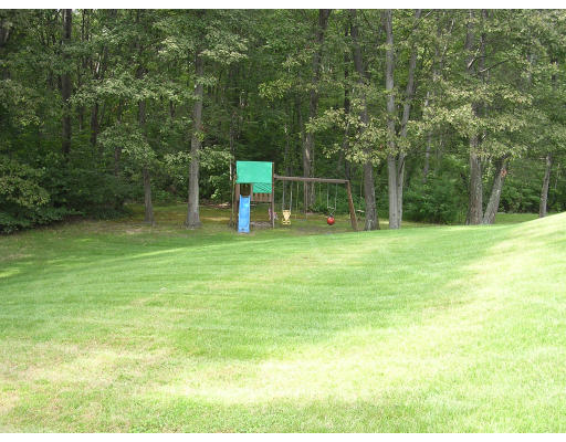 15 Makechnie Road Burlington, MA 01803 - Photo 28 of 29 Gallery Image 28