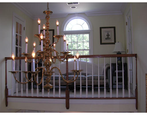 15 Makechnie Road Burlington, MA 01803 - Photo 7 of 29 Gallery Image 7