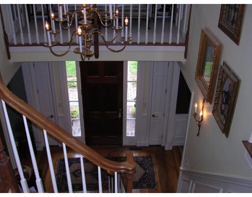 15 Makechnie Road Burlington, MA 01803 - Photo 9 of 29 Gallery Image 9