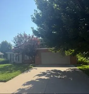 $325,000 | 2508 Meadow Ridge Drive, St. Joseph, MO 64504