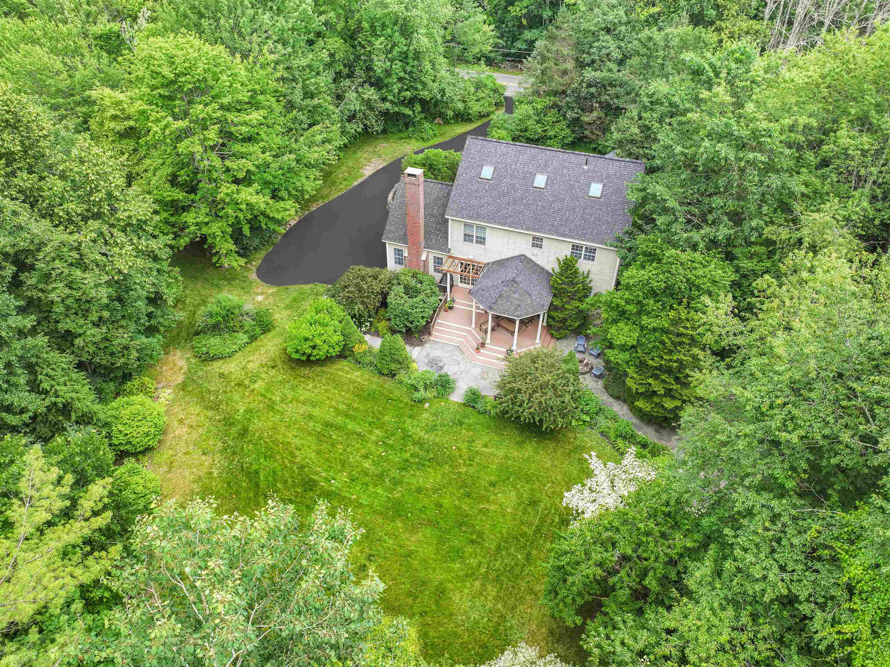 221 Piscassic Road Newfields, NH 03856 - Photo 4 of 59