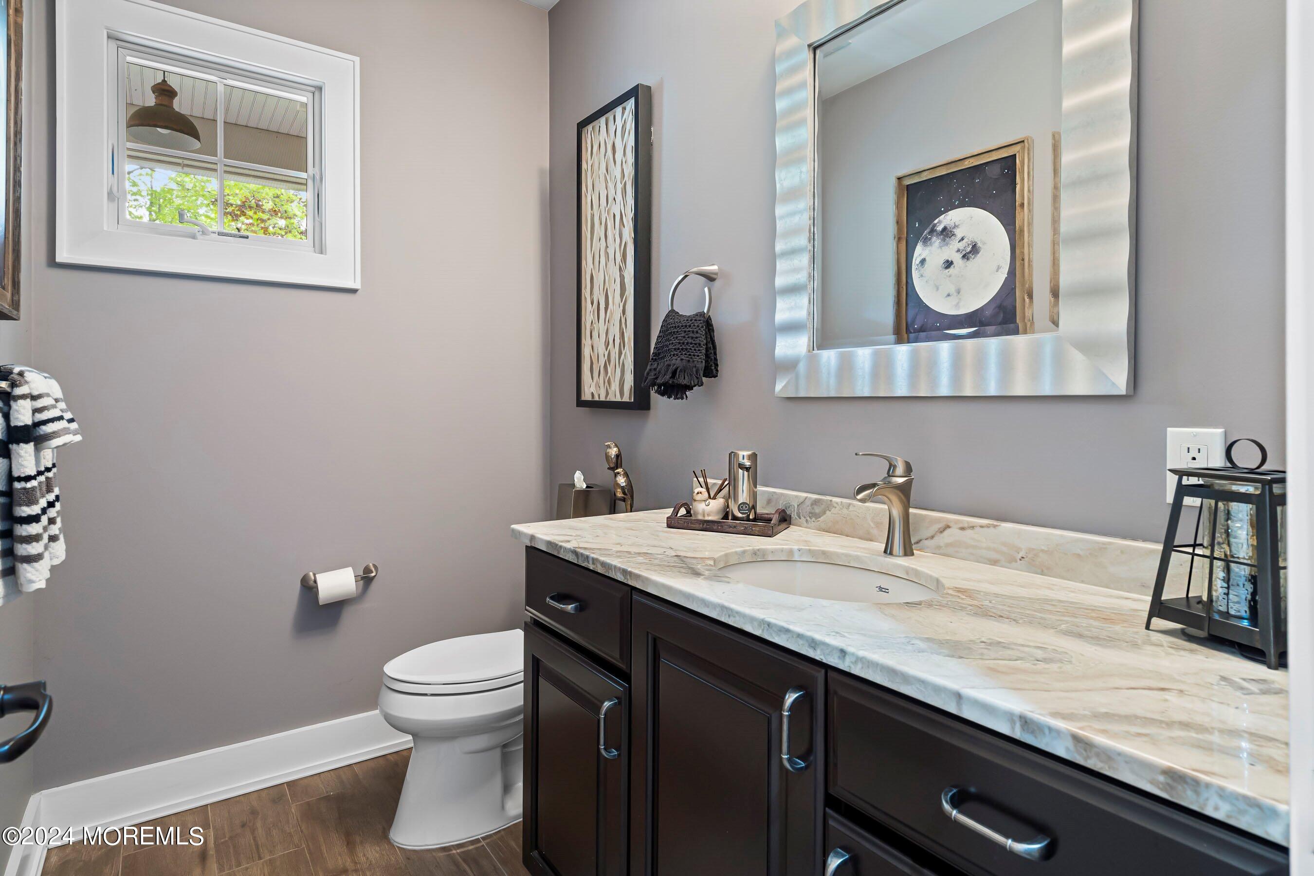 37 Beaver Dam Road Colts Neck, NJ 07722 - Photo 17 of 53 19-Powder Room