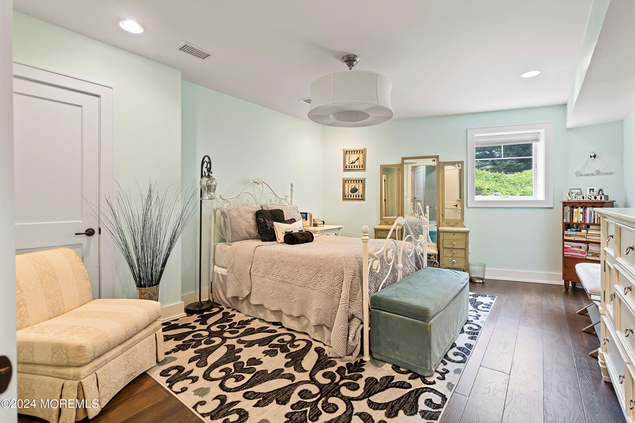 37 Beaver Dam Road Colts Neck, NJ 07722 - Photo 38 of 53 51-Princess Suite