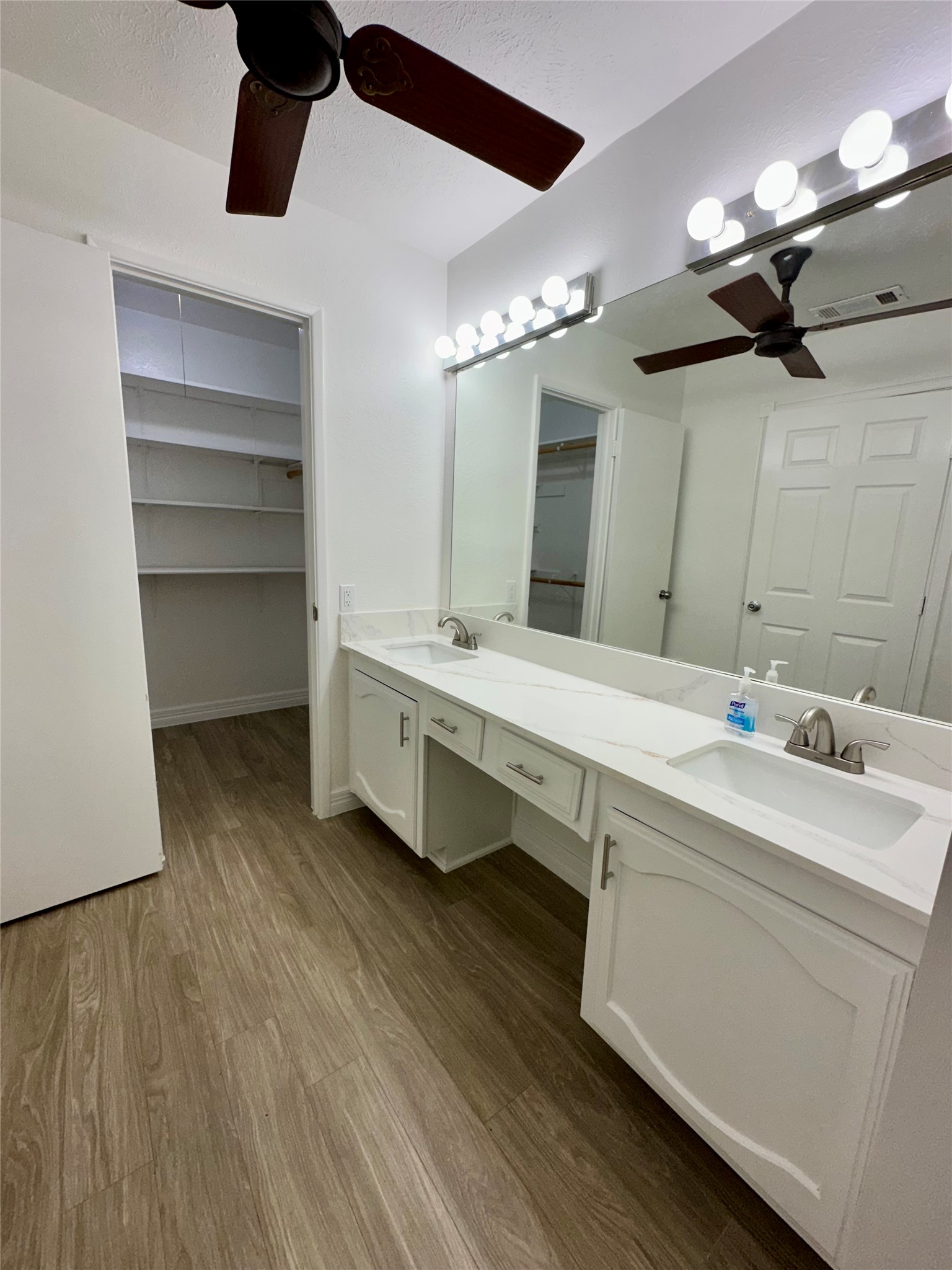 22722 Hawkwood Drive Spring, TX 77373 - Photo 13 of 30