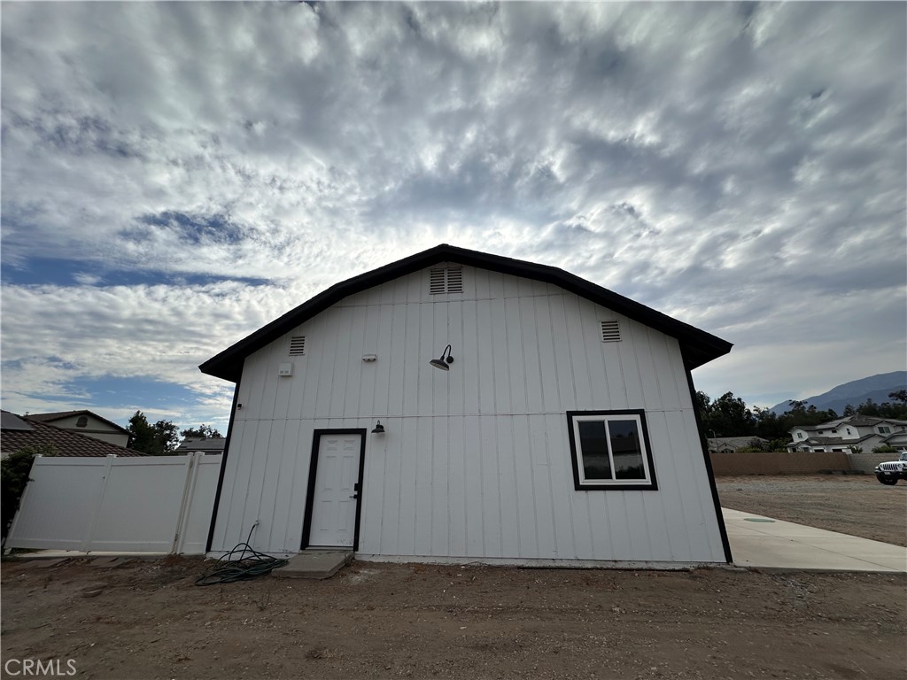 13253 Owens Court Rancho Cucamonga, CA 91739 - Photo 3 of 39