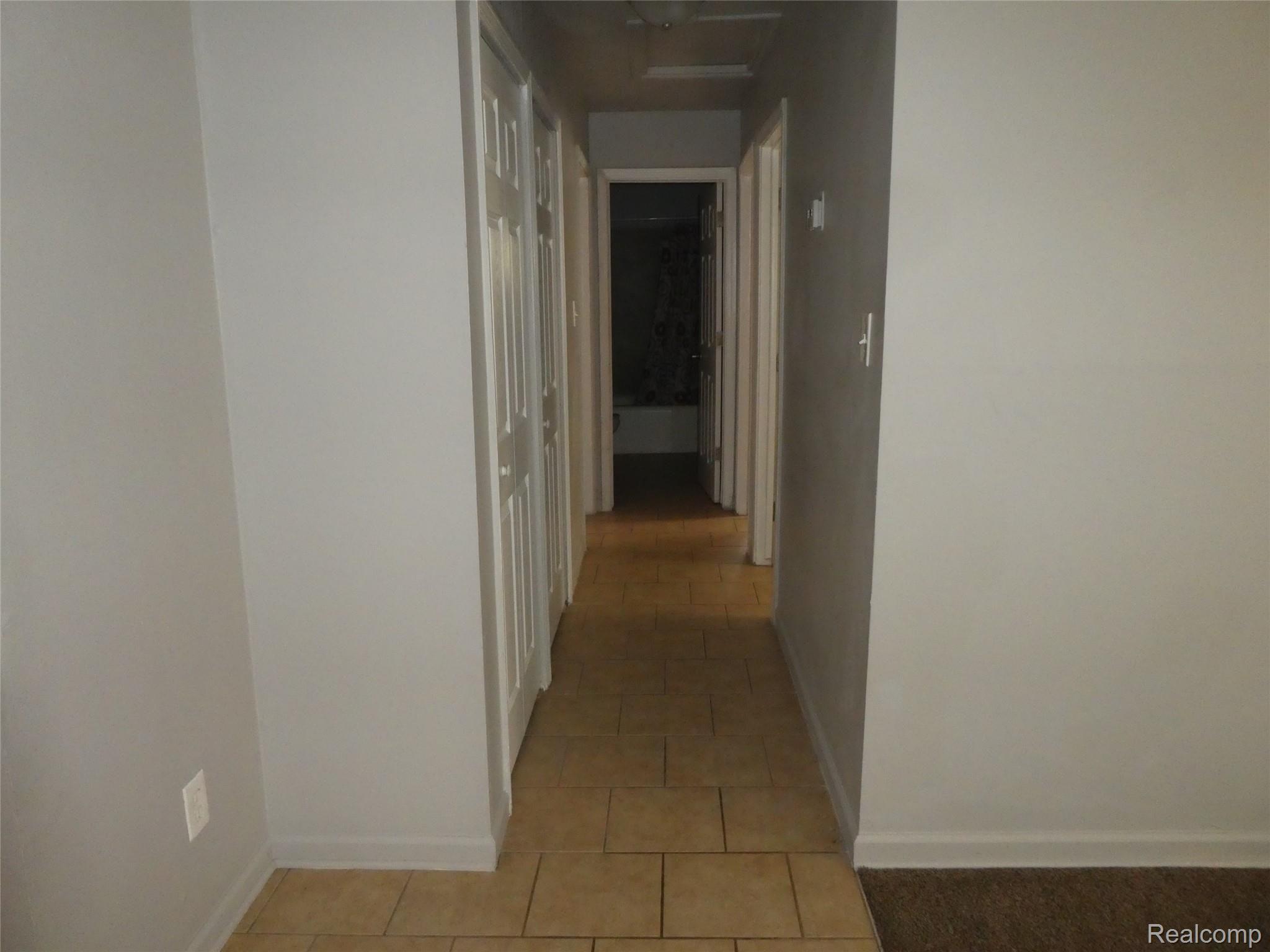 26437 Colgate Street Inkster, MI 48141 - Photo 10 of 20 P1020052.JPG