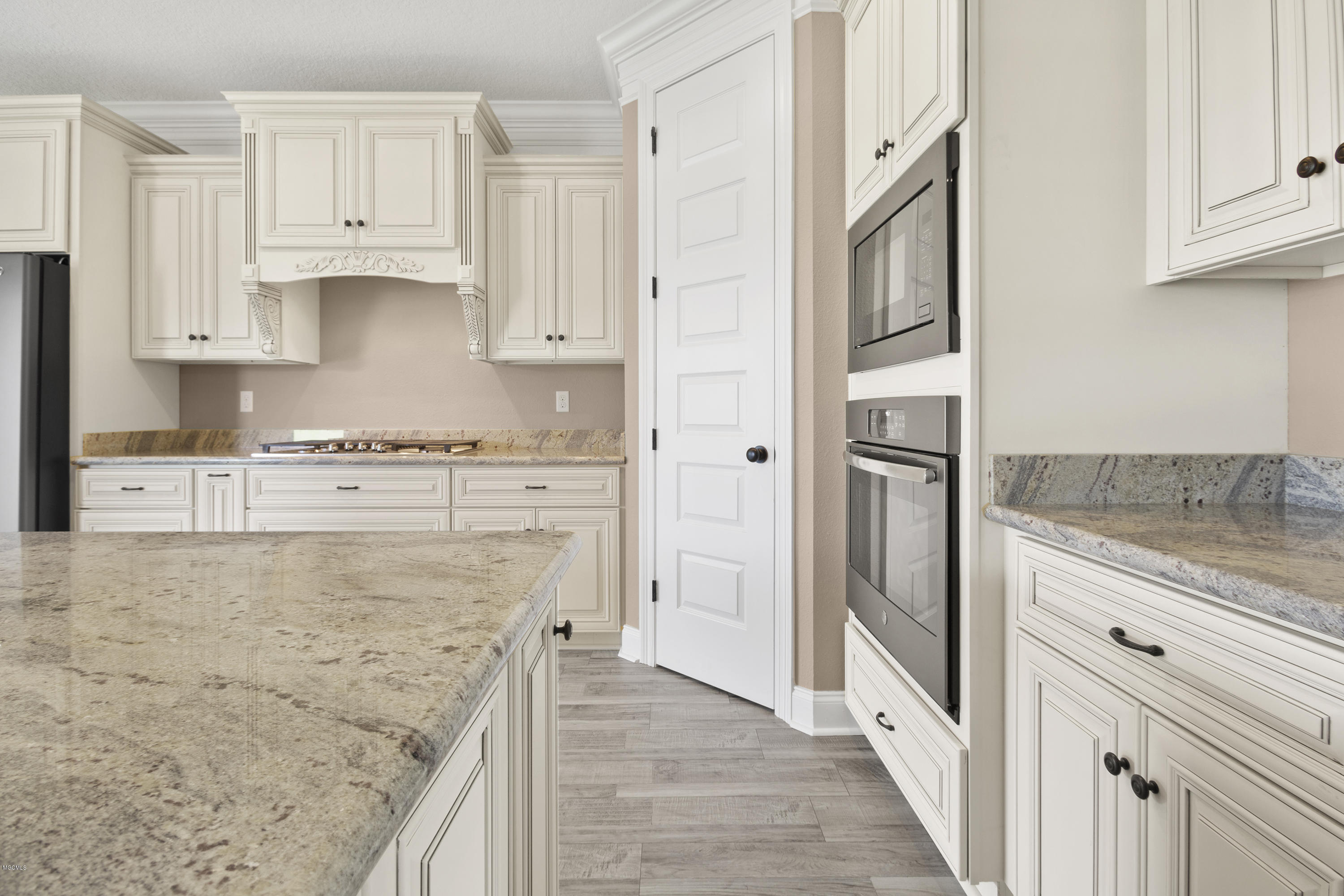 3027 Rue Dominique D'Iberville, MS 39540 - Photo 8 of 23 010